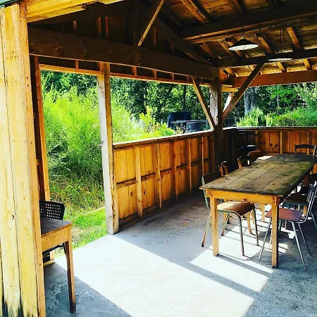 Les Aux Cercins Holiday home *