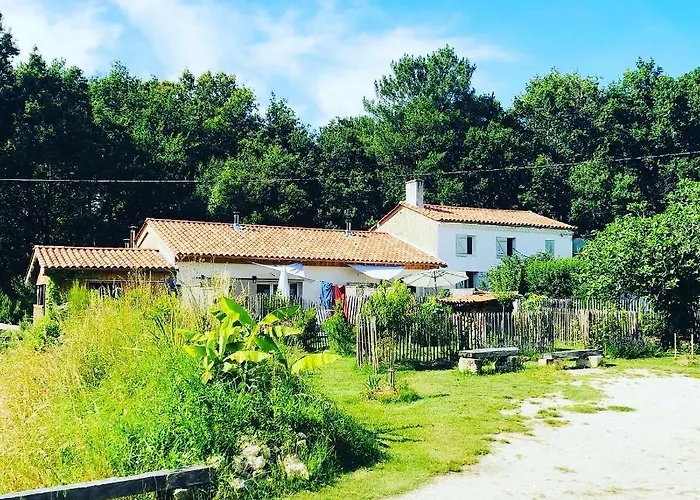 Les Aux Cercins 펜션 Vensac