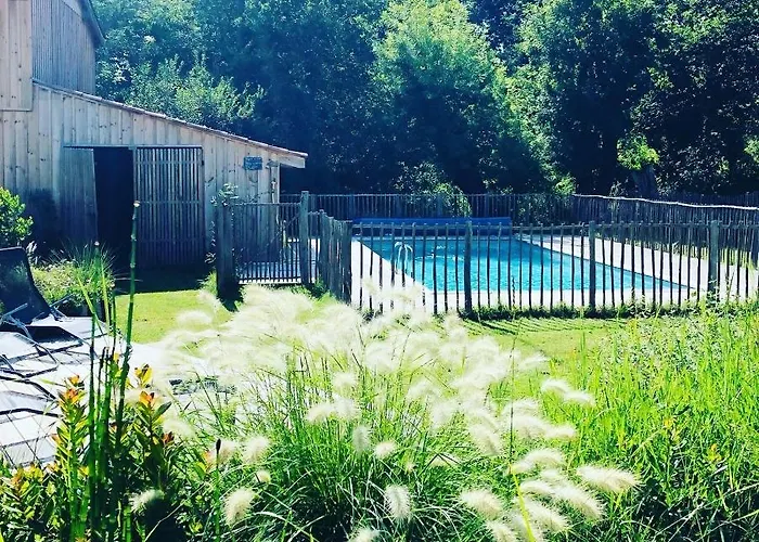 Les Aux Cercins 펜션 Vensac